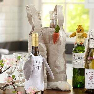 Pottery Barn Bunny 🐰 Apron Wine Bottle Topper BNWT